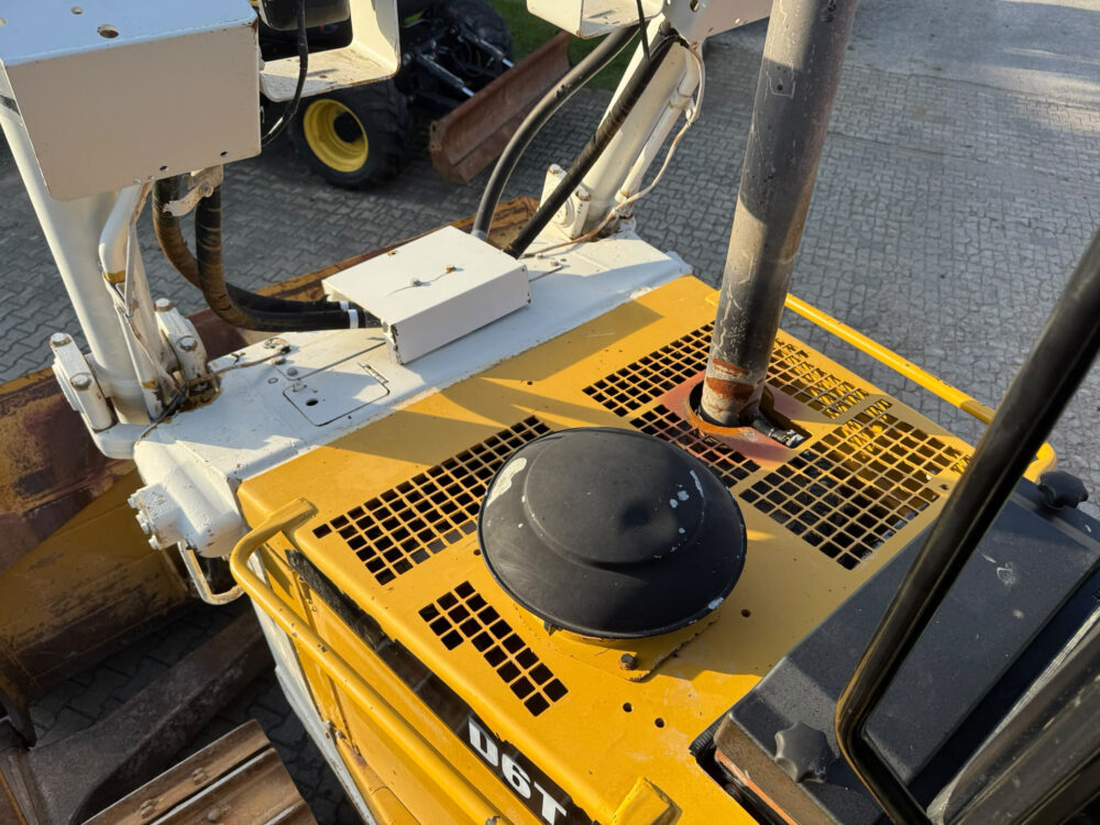 caterpillar-d6t-xl-rupsdozer-7