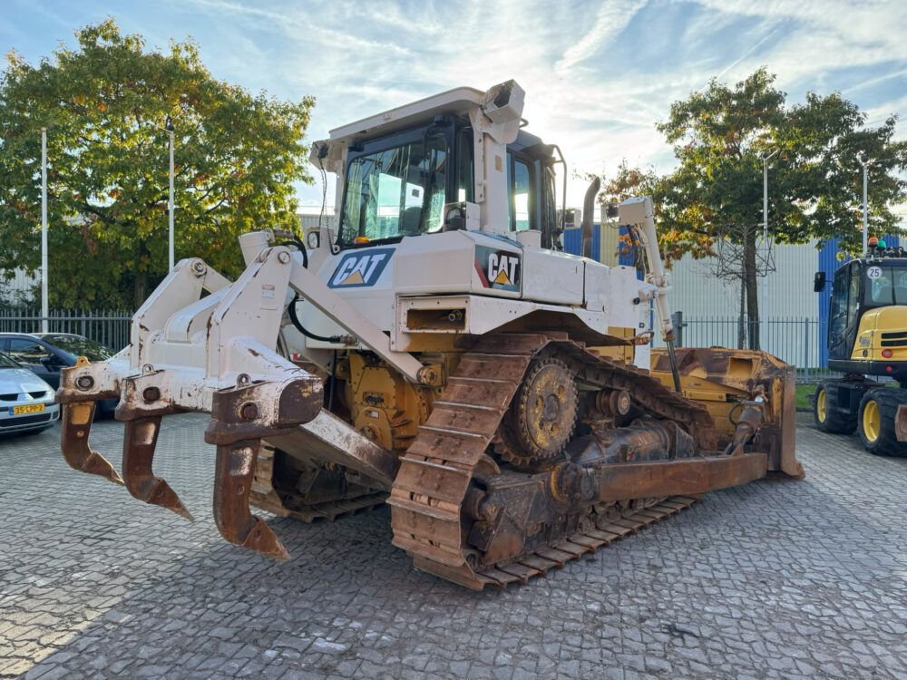caterpillar-d6t-xl-rupsdozer-7