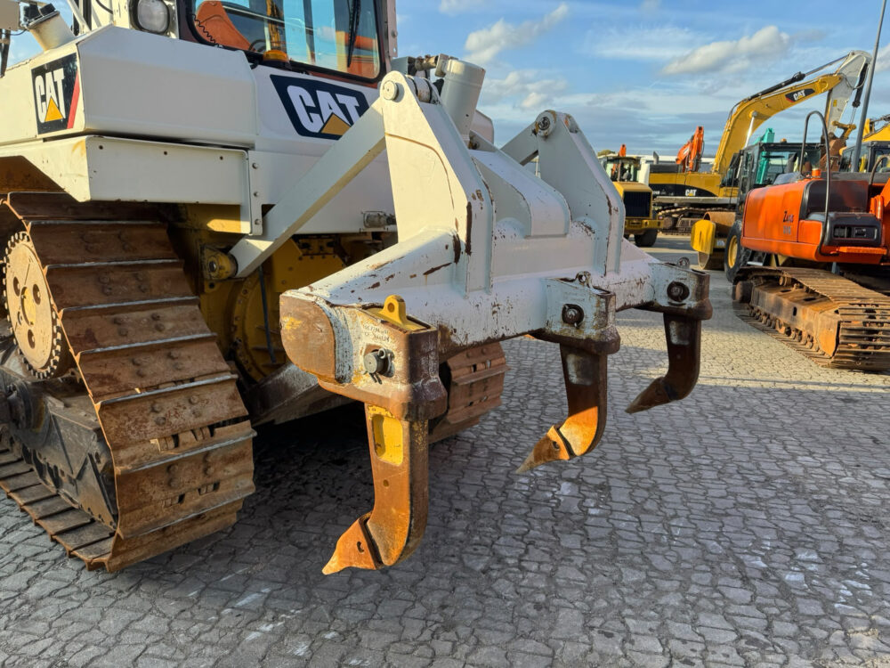 caterpillar-d6t-xl-rupsdozer-7