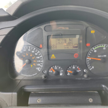 iveco-trakker-500-8x4-kipper-26-000km
