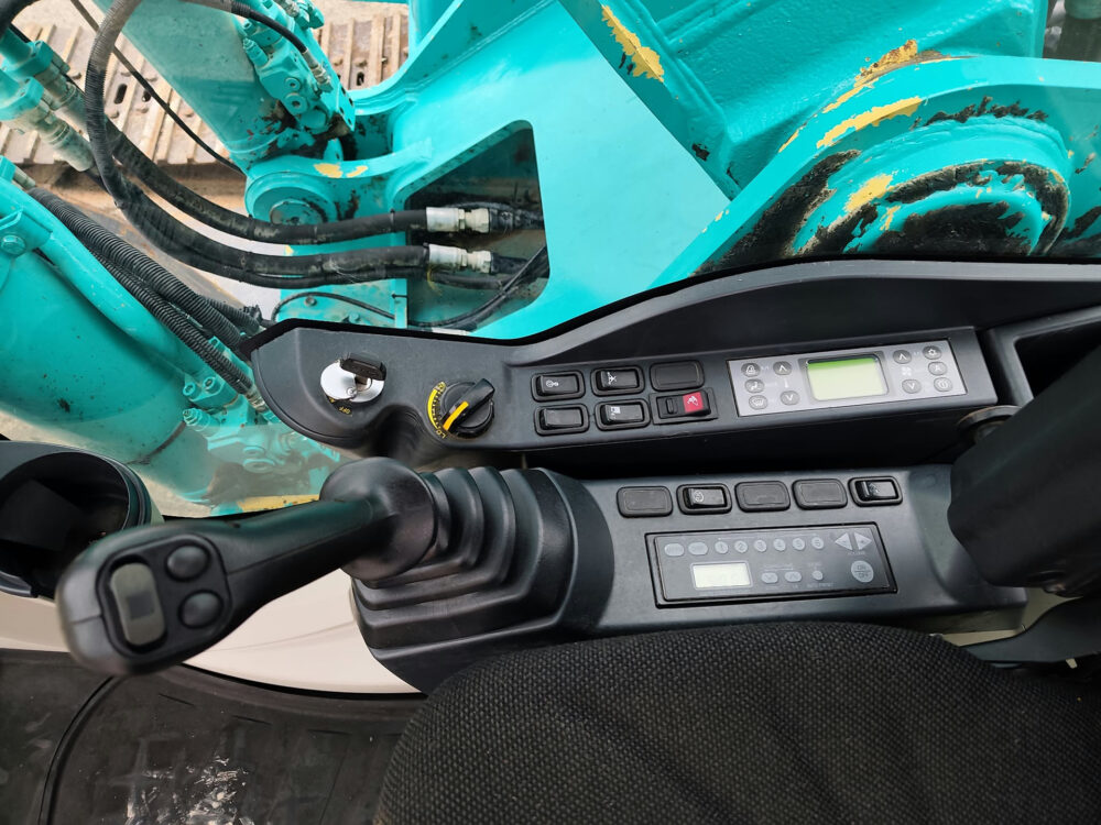 kobelco-sk350-nlc-9-rupsgraafmachine