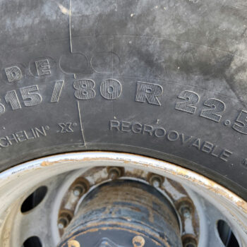 iveco-trakker-500-8x4-kipper-26-000km-6