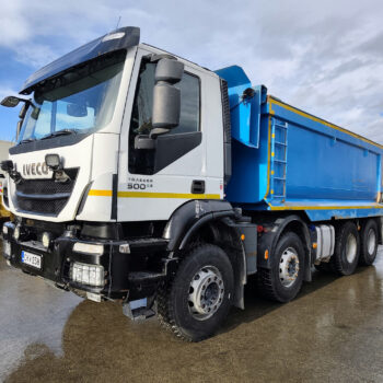 iveco-trakker-500-8x4-kipper-26-000km-6