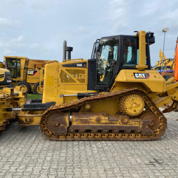caterpillar-d6n-xl-bulldozer
