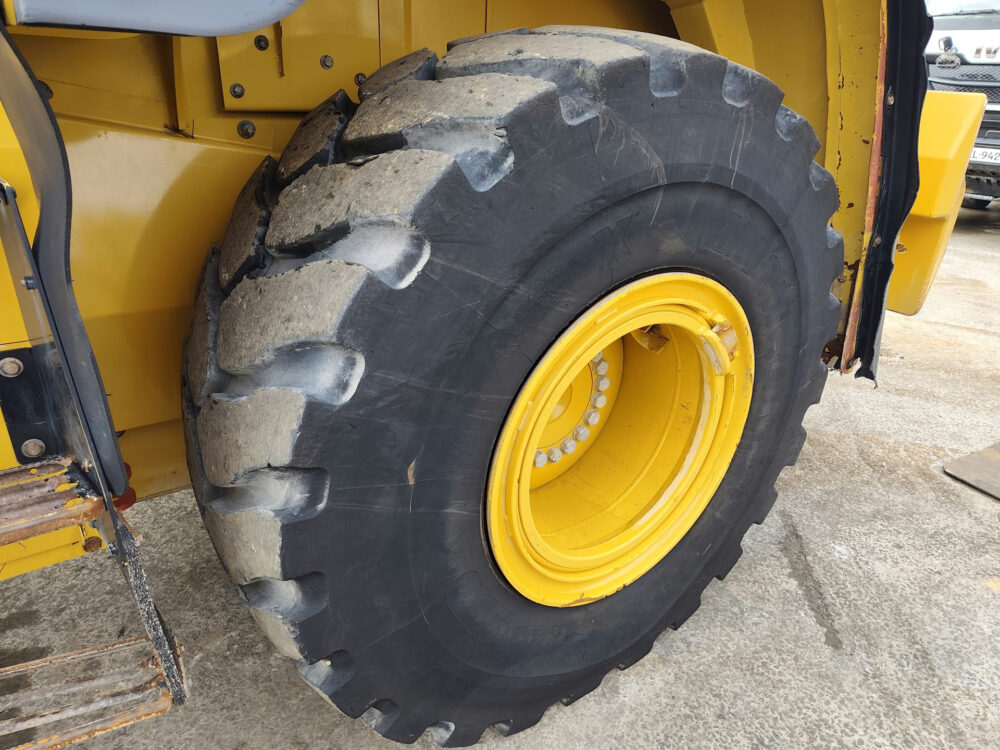 caterpillar-950-m-wiellader-2