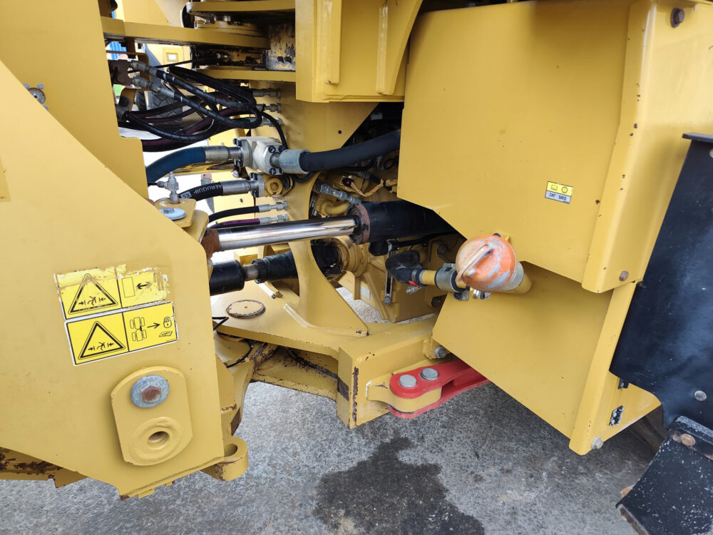 caterpillar-950-m-wiellader-2