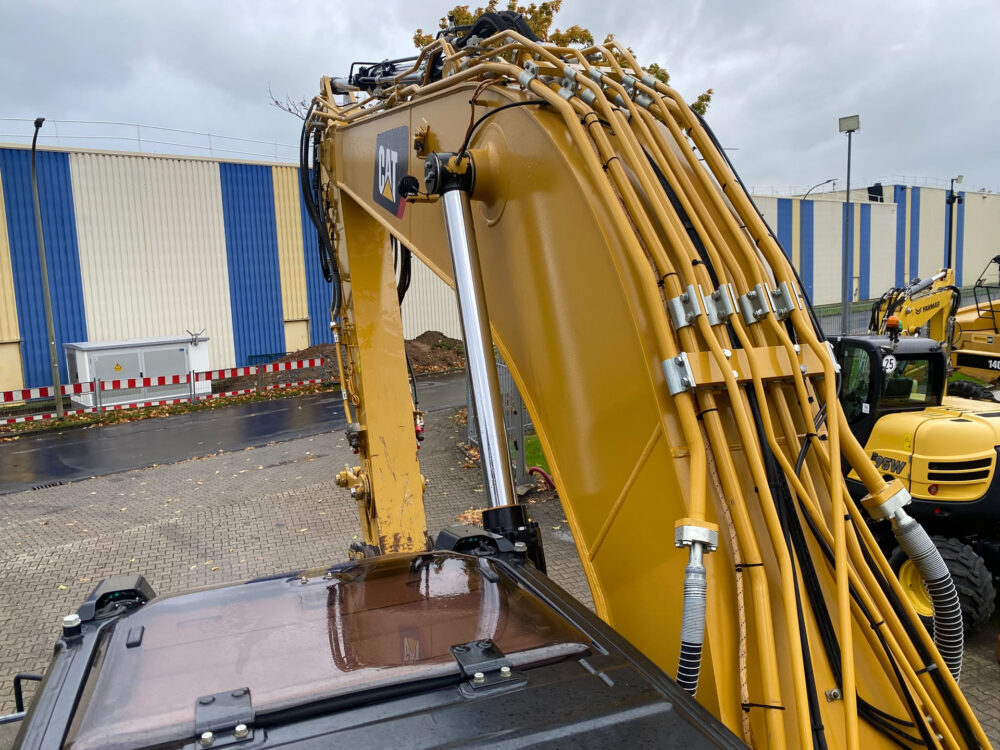 caterpillar-330-ng-rupsgraafmachine