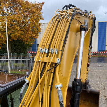 caterpillar-330-ng-rupsgraafmachine