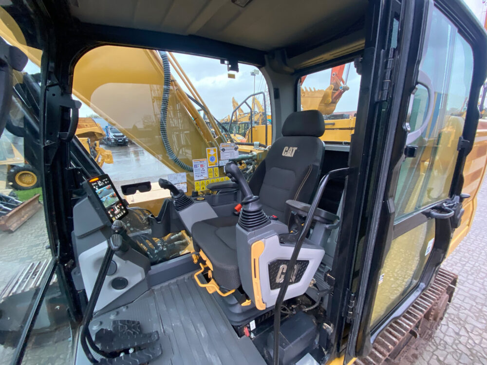 caterpillar-330-ng-rupsgraafmachine
