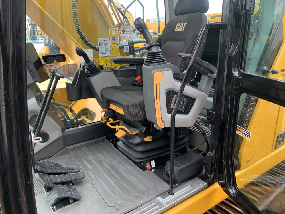 caterpillar-330-ng-rupsgraafmachine