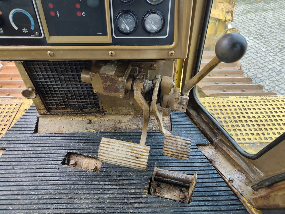 caterpillar-d6h-lgp-bulldozer