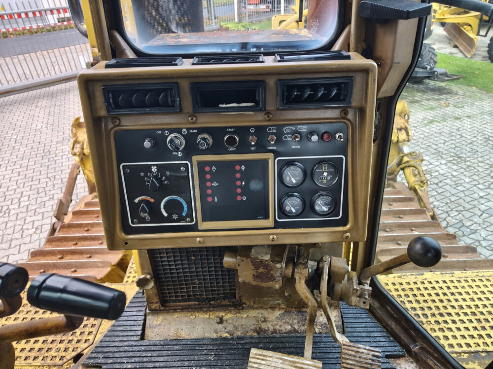 caterpillar-d6h-lgp-bulldozer