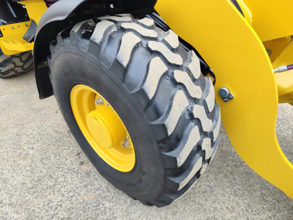 caterpillar-906m-wiellader