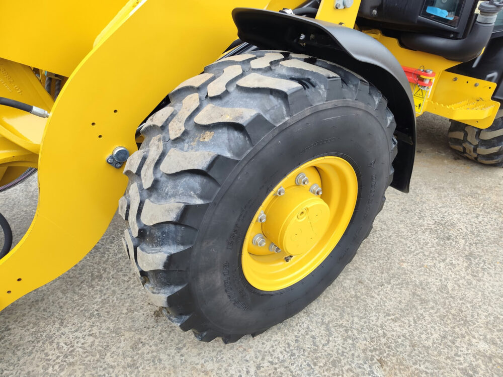 caterpillar-906m-wiellader