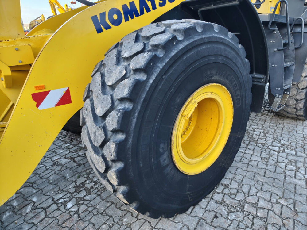 komatsu-wa470-8-wiellader
