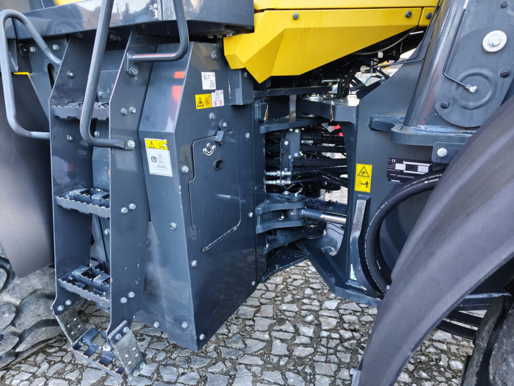 komatsu-wa470-8-wiellader