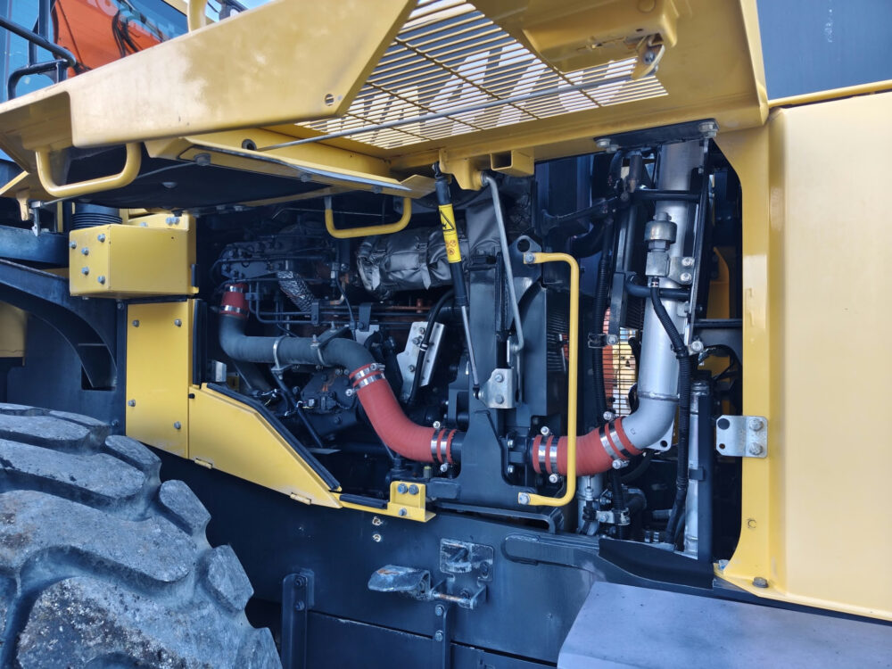 komatsu-wa470-8-wiellader