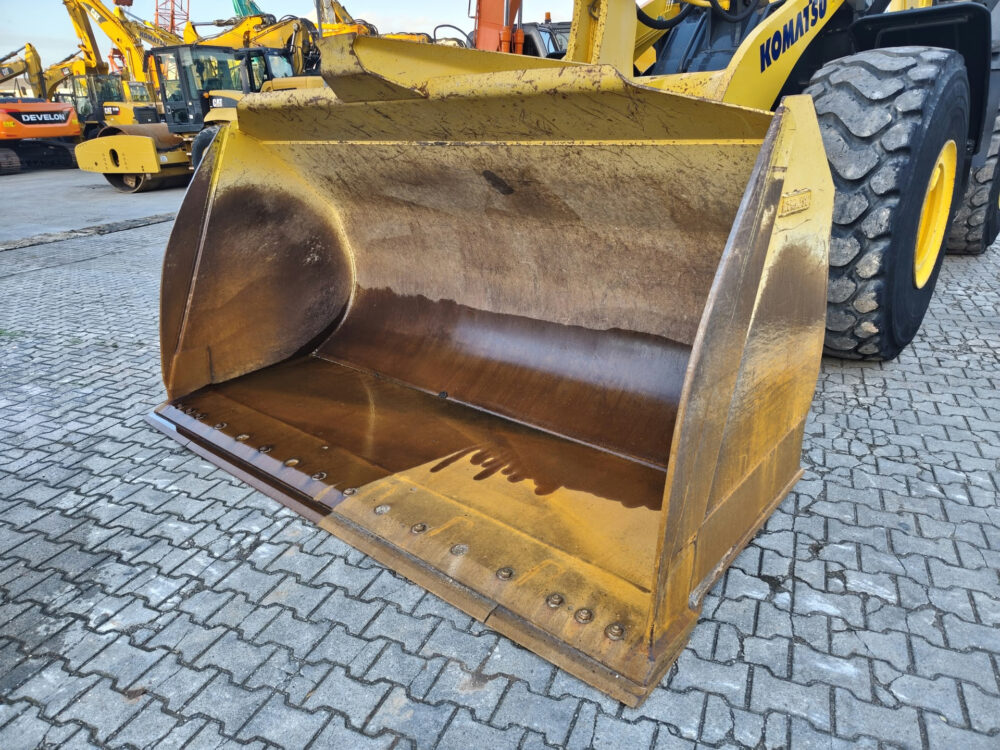 komatsu-wa470-8-wiellader